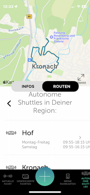 Screenshot der App Wohin Du willst, die auf einer Landkarte die Fahrtroute eines autonom fahrenden Shuttlebusses anzeigt